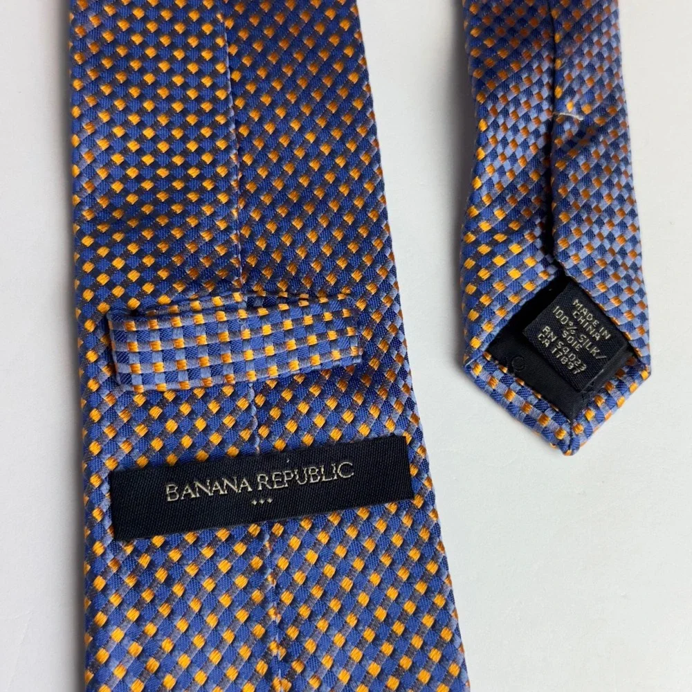 Banana Republic Mens Blue Orange Geometric Woven 100% Silk Necktie Classic